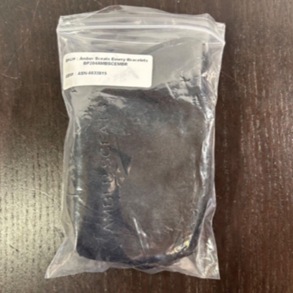 Amber Sceats Emery Cuff Bracelet Chunky Crushed Metal Design 24k Plated - NWT - Picture 7 of 16